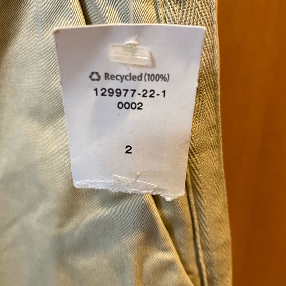*NWT* Gap Ladies Girlfriend Chino. Size 2 - Picture 7 of 13